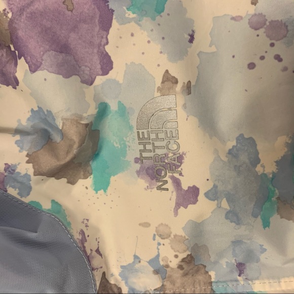 The North Face Raincoat - Picture 6 of 7